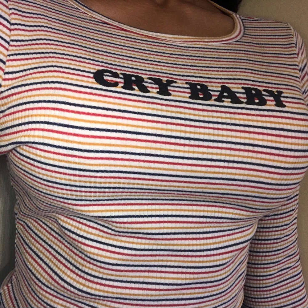 •long sleeve fitted crop top